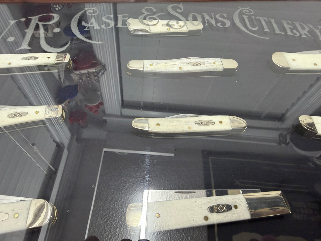 Case XX Smooth Natural Bone 10-Knife Collector Set – Locking Cedar Display Case