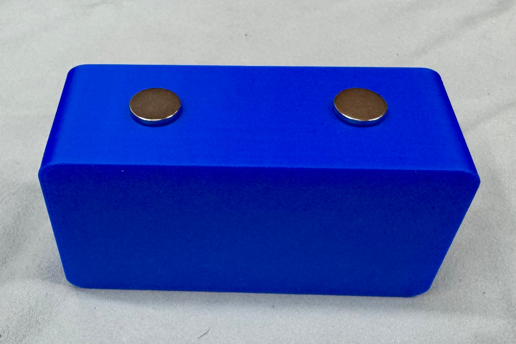 Schrade Old Timer Magnetic Knife Display Red, White & Blue 3D Printed Stand Classic Collector Display