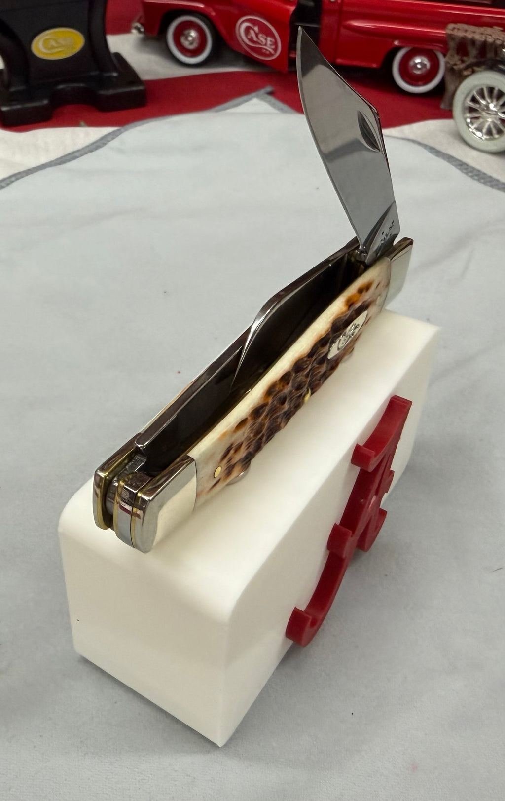 Alabama Crimson Tide Magnetic Knife Display Stand – 3D Printed EDC Holder (4” x 2”)
