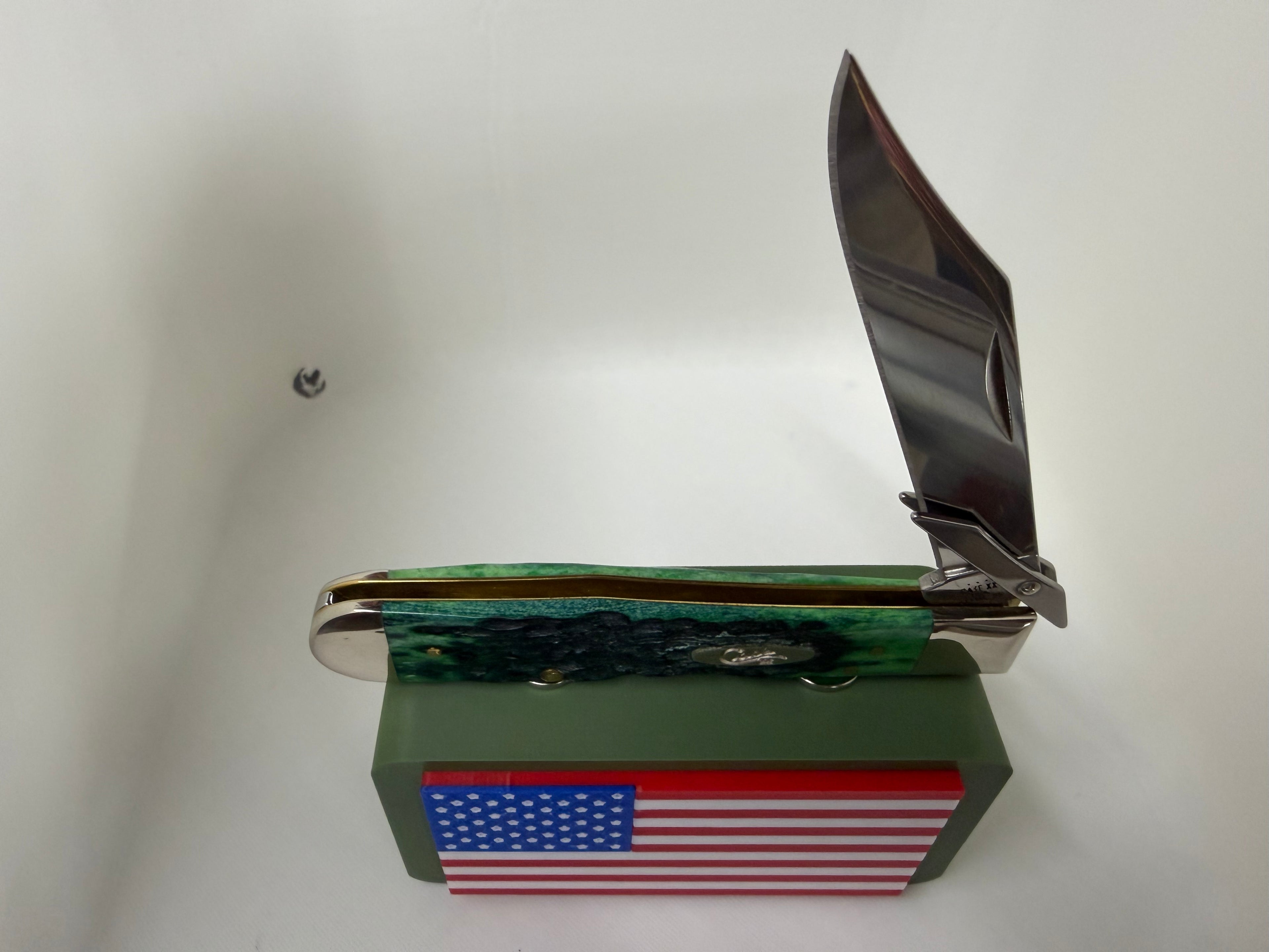 Vintage 1982 Case XX Kentucky Bluegrass Cheetah 8 Dot Swing Guard Knife RARE