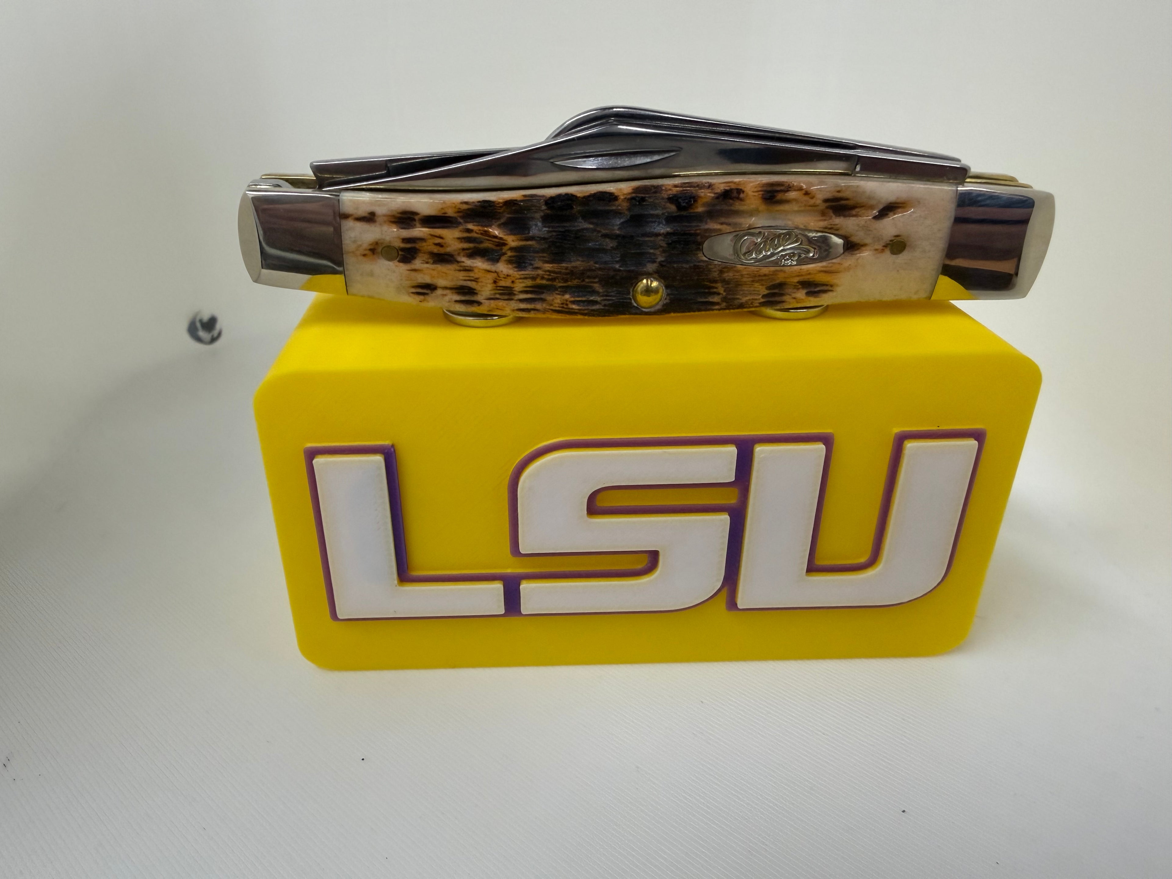 LSU Tigers Magnetic Pocket Knife Display Block – SEC Team Colors