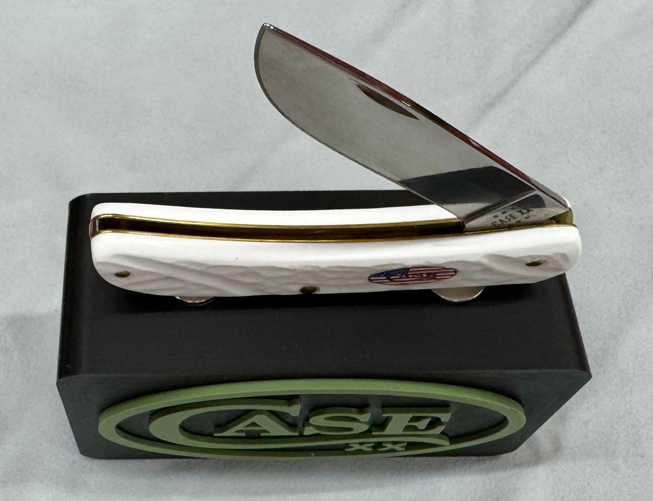 Case XX 3D Printed Magnetic Knife Display – OD Green Logo | Compact EDC Stand | Strong Magnet Hold