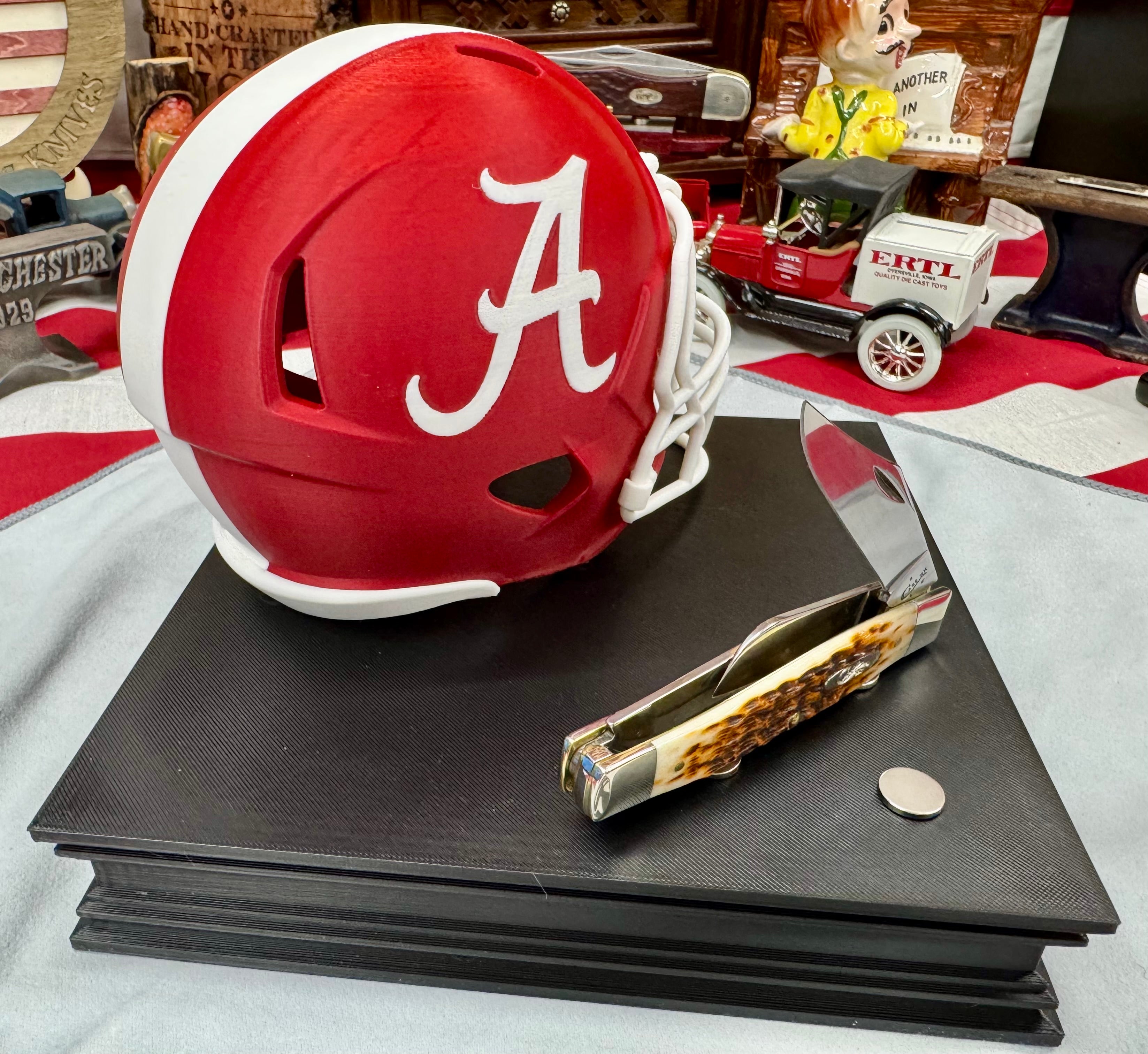 Alabama Crimson Tide Helmet Knife Display – 3D Printed Magnetic Collector Stand (8” x 8”)