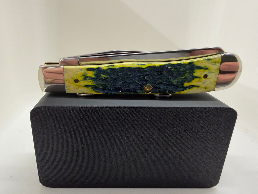 2002 Case XX Limited Edition Green Apple Bone Trapper