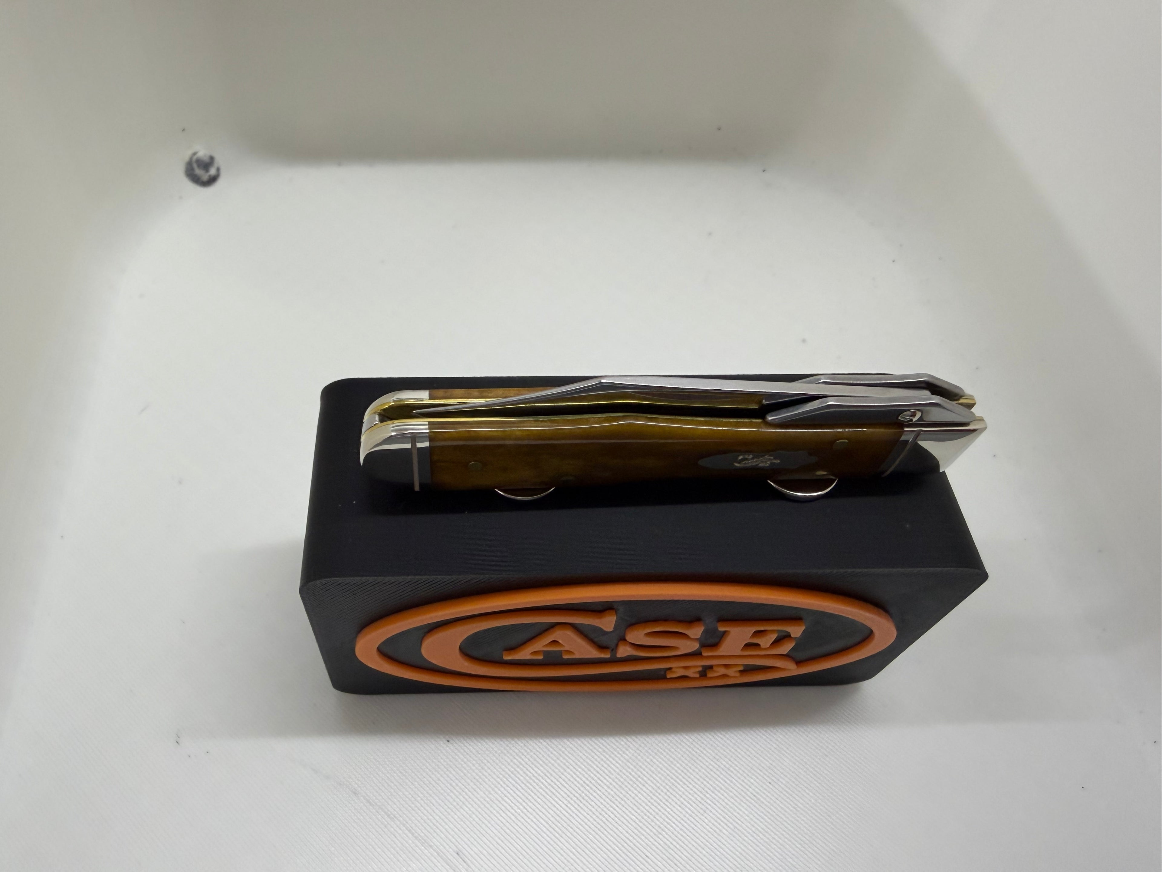 2026 Case XX Antique Smooth Bone Cheetah Cub